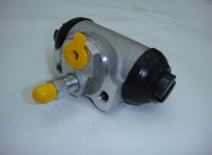 BOMBA AUXILIAR DE FRENO POST. CHEVROLET N300-WURTEX